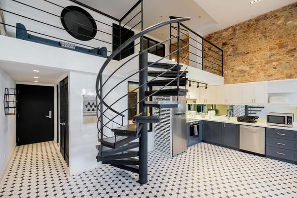 Modern Duplex in Plaza Catedral
