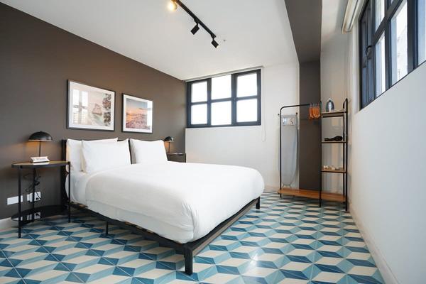 Modern 1BR in Santa Ana