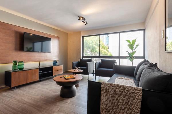 Spacious 2BR with terrace in Parque España
