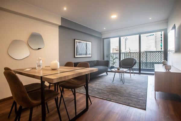Spotless 2BR with Balcony in Miraflores