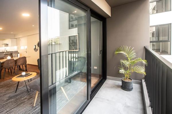 Spotless 2BR with Balcony in Miraflores