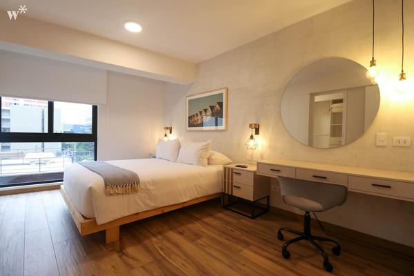 Fancy 2BR with Balcony in Miraflores