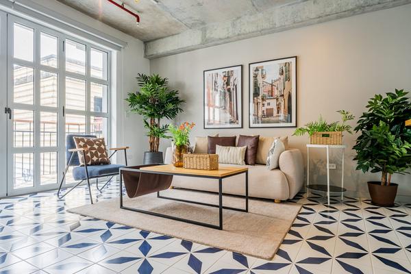 Divine 2BR in Plaza Herrera