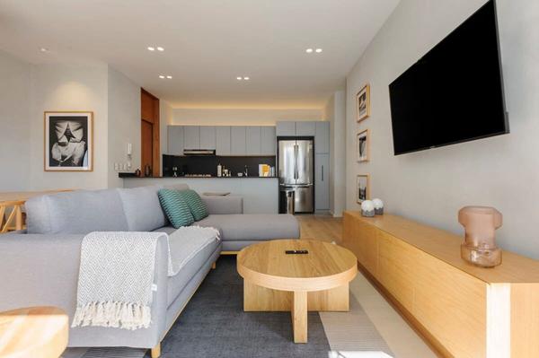 Modern 2BR with balcony in Condesa