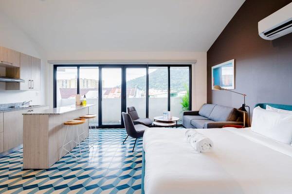 Artistic Loft in Santa Ana