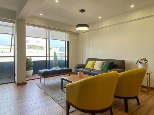 Lovely 2BR with balcony in Miraflores