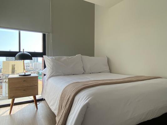 Artistic 2BR with Balcony in Miraflores
