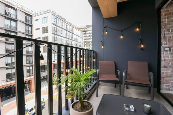 Dreamy 2BR with Balcony in Miraflores