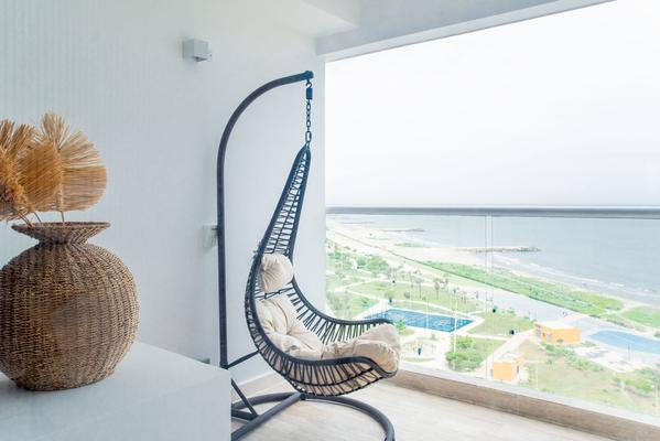 Lovely Loft with Beachfront Balcony in Crespo