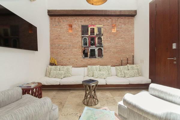 Charming 3BR Villa w/ Pool and Jacuzzi in CTG