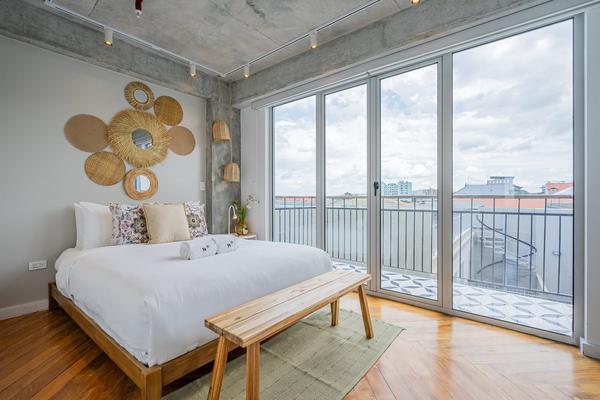 Splendid 2BR with Terrace in Plaza Herrera