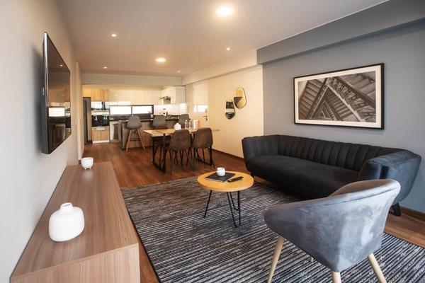 Spotless 2BR with Balcony in Miraflores