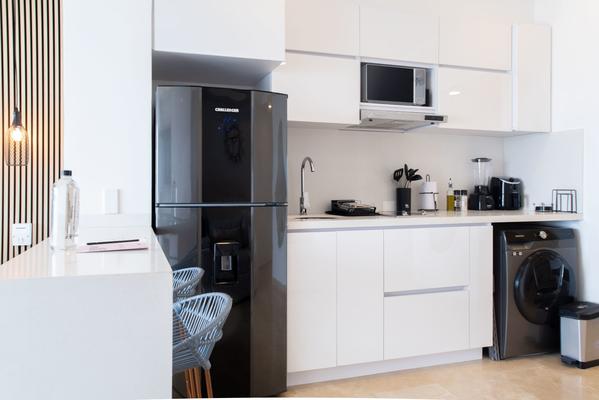Spectacular Loft w/ Balcony in Crespo