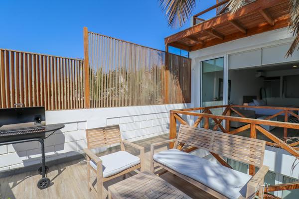 Astonishing 2BR with Spectacular Ocean View