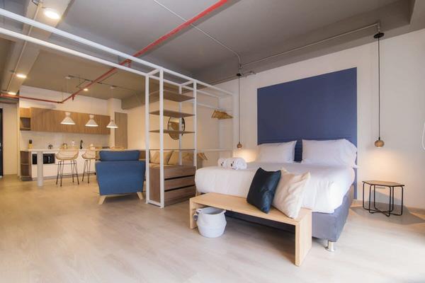 Astounding Loft w/ AC  in Laureles