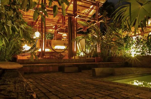 Resplendent House w/ Modern Deco