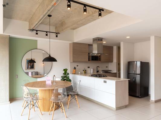 Amazing 3BR w/ AC and balcony  in Laureles