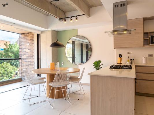 Lovely 3BR w/ AC and balcony in Laureles