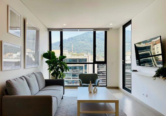 Amazing 1BR with balcony in Chico