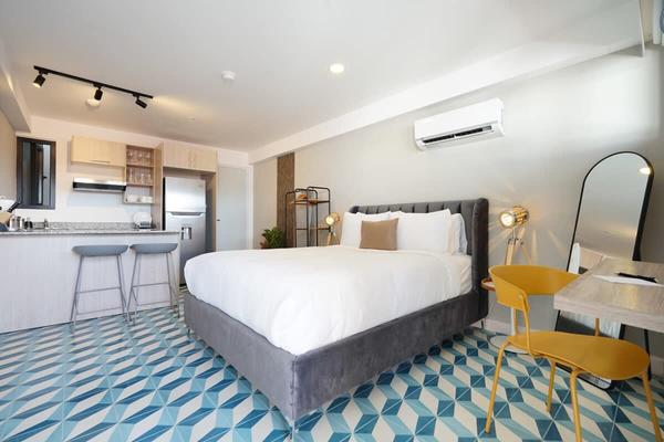 Lovely Loft in Santa Ana