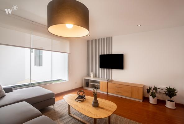 Sleek 2BR in Miraflores