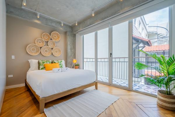 Spectacular 2BR in Plaza Herrera