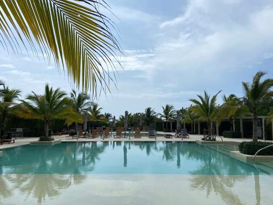 Stunning 2BR with balcony in Cartagena