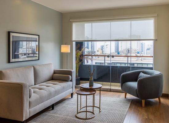 Fantastic 1BR with Balcony in Miraflores