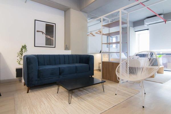 Sensational Loft w/ AC in Laureles