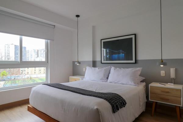 Modern 2BR with Balcony in Barranco