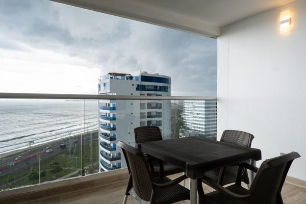 Marvelous OceanView Loft w/ Balcony in Crespo