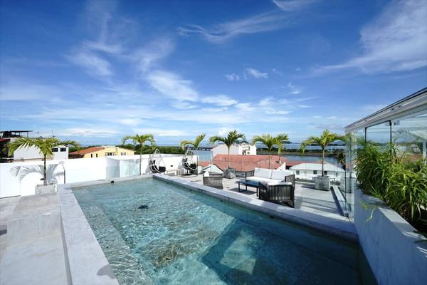 Elevated 2BR w/ Rooftop Pool In Casco Antiguo