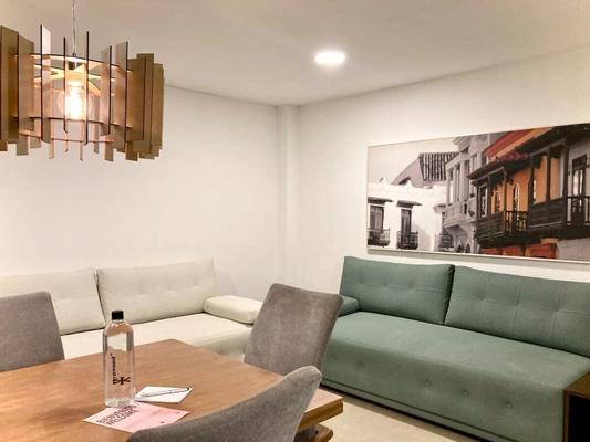 Spectacular 2BR Apartment w/ AC in Bocagrande