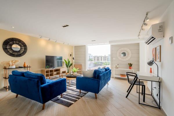 Lovely 3BR with Modern Balcony in Panama