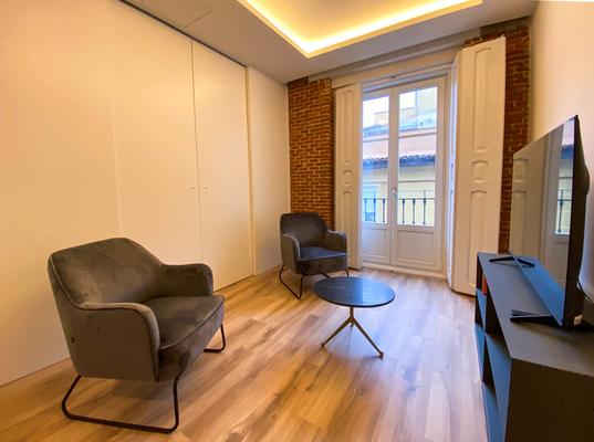 Modern 2BR at Palacio Real