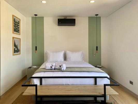 Perfect 3BR w/ AC and Balcony  in Laureles