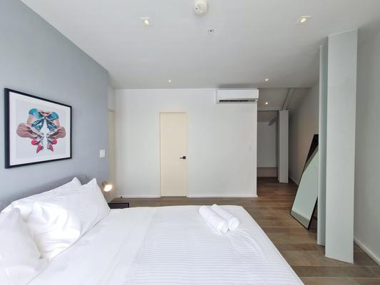 Elevated 2BR w/ Rooftop Pool In Casco Antiguo