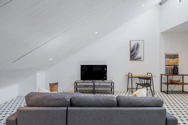 Sunny Loft in Plaza Catedral