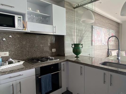 Amazing 3BR w/ Ocean View in Marbella