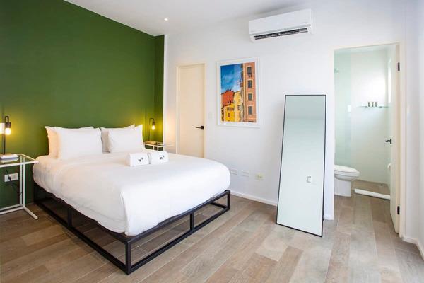 Iconic 2BR w/ Rooftop Pool Casco Antiguo