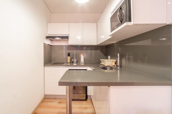 Lively 1BR in Santa Barbara