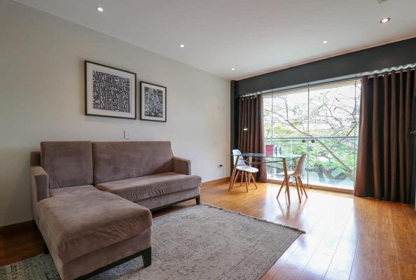 Elegant Loft Near Boardwalk in Barranco